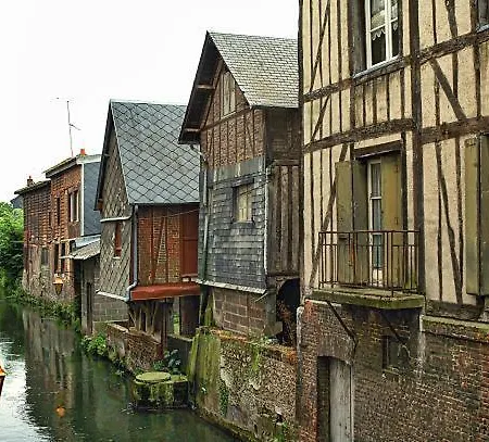 La Maison Des Lupins - 2 Personnes